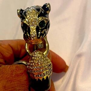 Vintage PANTHER Big Cat Black Enamel and Gold Tone Hinge Bracelet